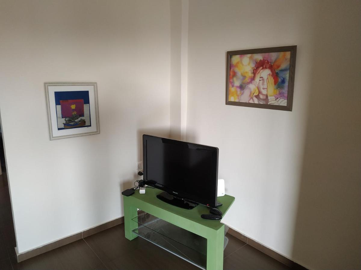 Pantazopoulou Square Apartment Atenas Exterior foto